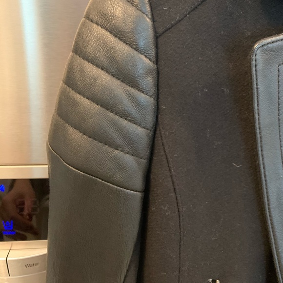 Black wool winter coat - Picture 2 of 5